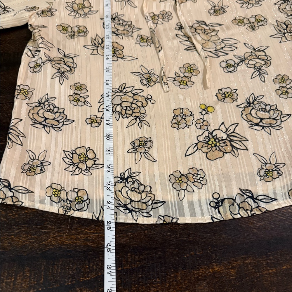 Ann Taylor Pink Floral Blouse - Picture 7 of 10